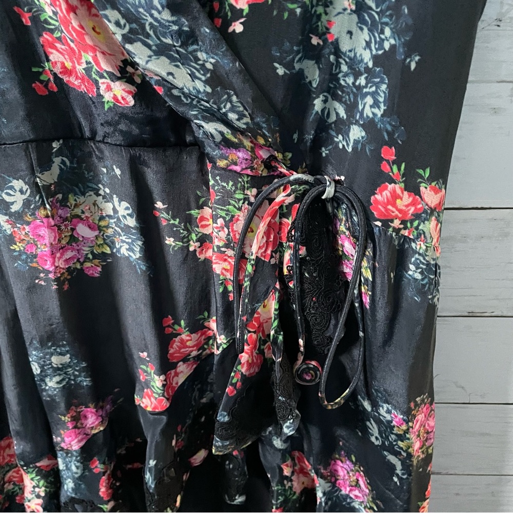 NWT Rococo Sand Floral Wrap Dress - Picture 10 of 13